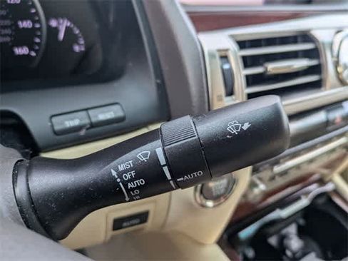 Used 2016 Lexus LS 460 w/ Comfort Package image 25