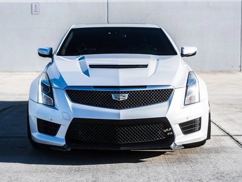 Used 2016 Cadillac ATS V w/ Carbon Fibre Package RWD image 3