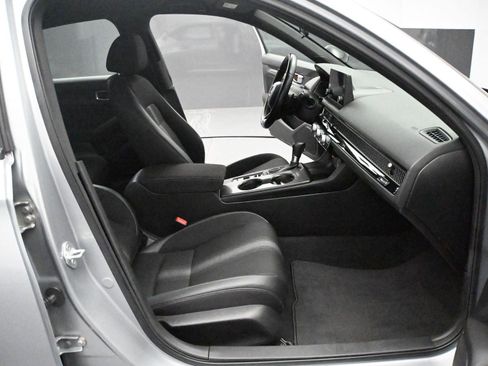 Used 2022 Honda Civic Sport image 17