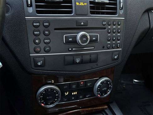 Used 2011 Mercedes-Benz C 350 Sport image 20