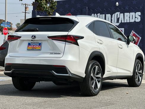 Used 2018 Lexus NX 300h AWD w/ Premium Package image 4