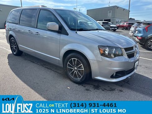 Used 2018 Dodge Grand Caravan GT FWD image 1