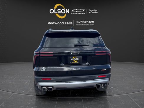 Used 2024 Chevrolet Traverse Z71 AWD/4WD image 4