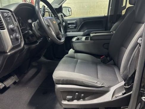 Used 2018 Chevrolet Silverado 1500 LT w/ All Star Edition image 8