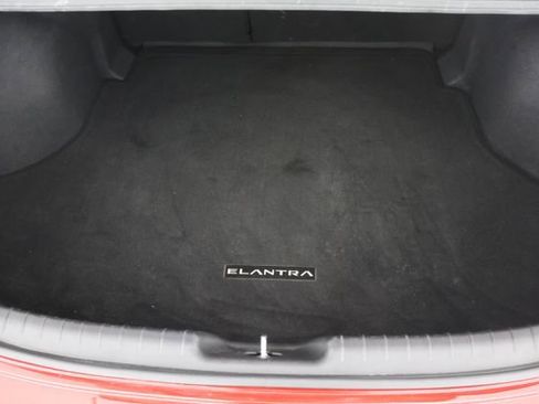 Used 2025 Hyundai Elantra SEL FWD image 22