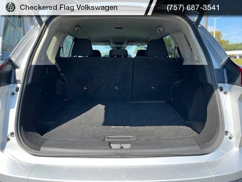 Used 2024 Nissan Rogue SV FWD image 20