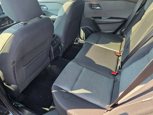 Used 2021 Nissan Rogue SV FWD image 32