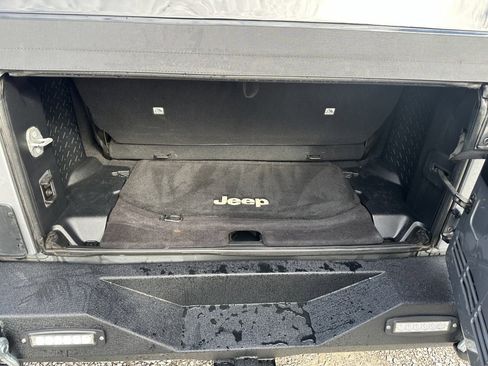 Used 2014 Jeep Wrangler Sport w/ Connectivity Group image 16