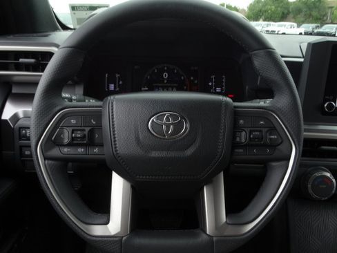 New 2026 Toyota 4Runner SR5 image 16