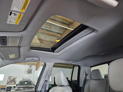 Used 2021 Honda Ridgeline RTL-E image 23