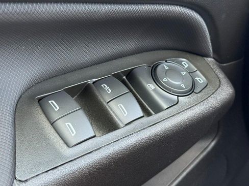 Used 2024 Chevrolet Equinox RS AWD/4WD image 22