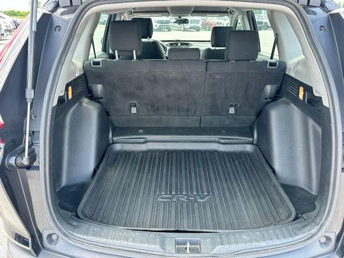 Used 2017 Honda CR-V LX image 5