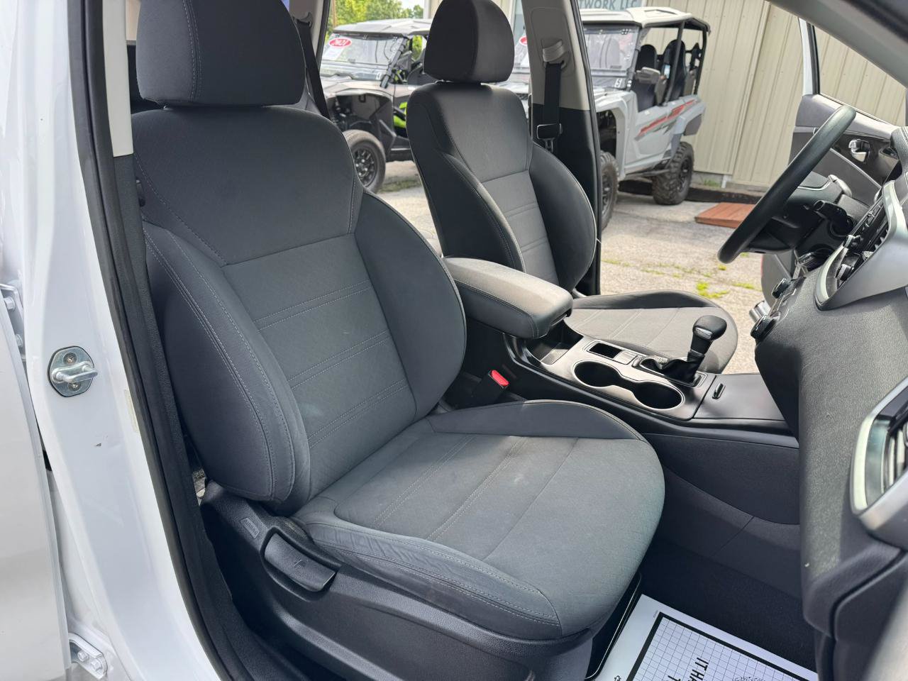 Used 2019 Kia Sorento FWD image 15