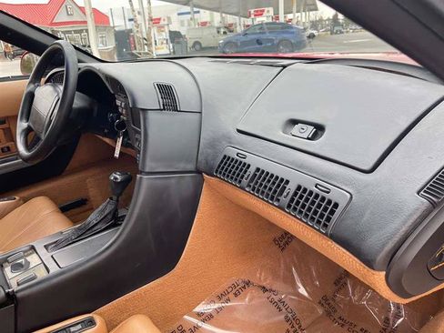 Used 1990 Chevrolet Corvette Convertible RWD image 46