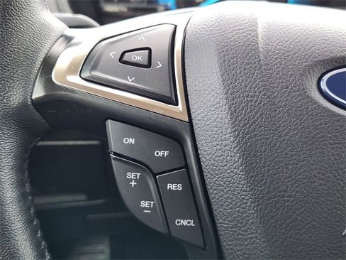 Used 2024 Ford Edge SEL w/ Sport Appearance Package image 28