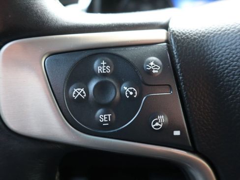 Used 2017 GMC Yukon Denali w/ Open Road Package AWD/4WD image 32