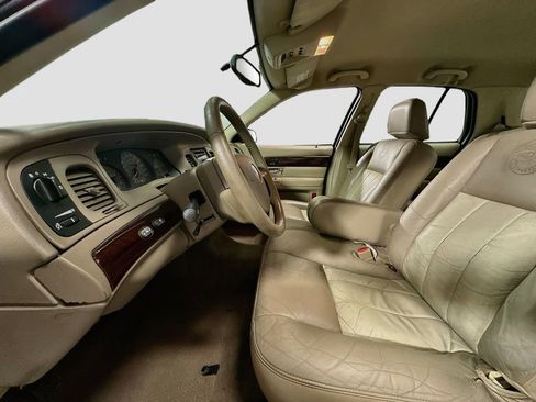Used 2005 Mercury Grand Marquis LS RWD image 16