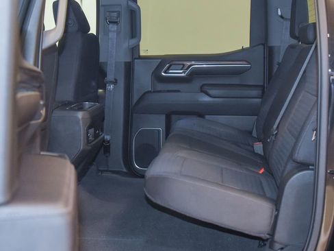 Used 2023 Chevrolet Silverado 1500 RST w/ Max Trailering Package AWD/4WD image 6