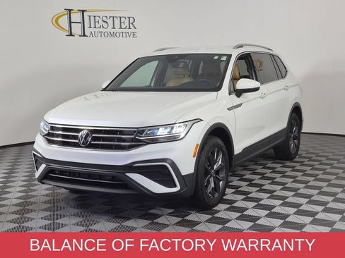 Used 2023 Volkswagen Tiguan SE FWD image 4