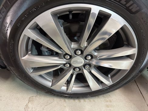 Used 2021 Cadillac XT6 Premium Luxury AWD/4WD image 31