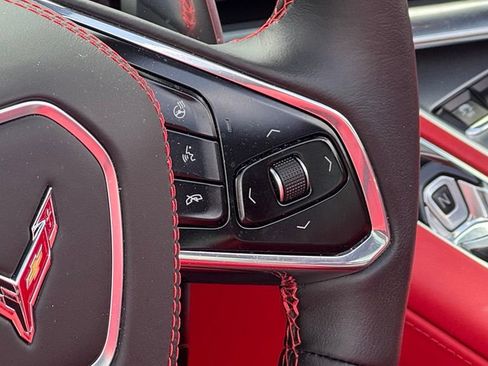 Used 2022 Chevrolet Corvette Stingray Premium Cpe w/ Z51 Performance Package RWD image 15