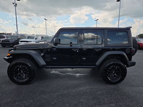 Used 2021 Jeep Wrangler Unlimited Sport AWD/4WD image 4