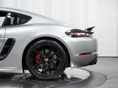 Certified 2025 Porsche 718 Cayman GTS RWD image 46