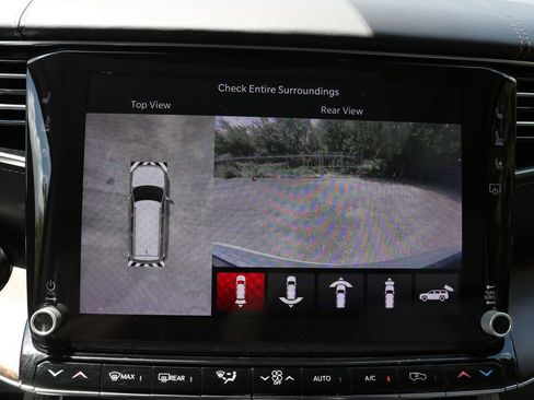 Used 2022 Jeep Grand Wagoneer Series I AWD/4WD image 27