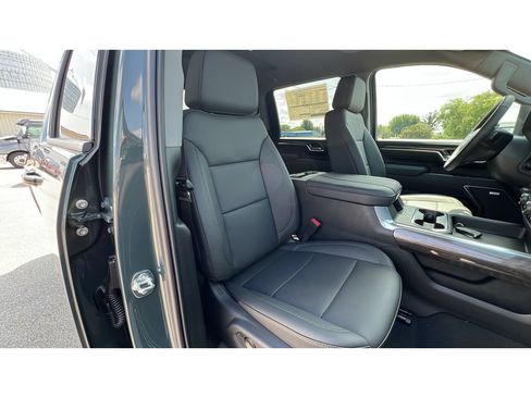 New 2026 Chevrolet Silverado 3500 LTZ w/ LTZ Plus Package AWD/4WD image 32