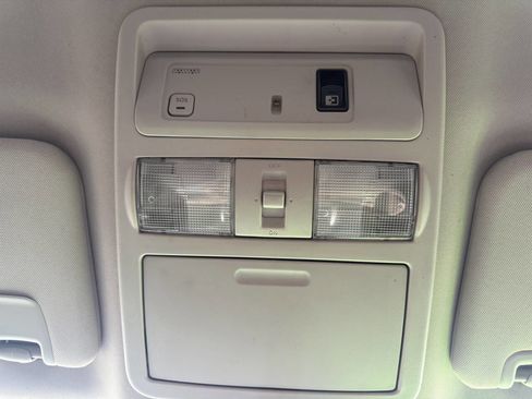 Used 2016 Nissan Titan PRO-4X AWD/4WD image 23