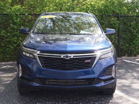 Used 2022 Chevrolet Equinox RS w/ RS Leather Package image 2