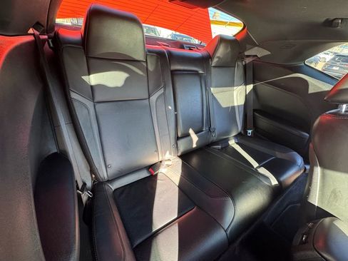 Used 2018 Dodge Challenger GT w/ Driver Convenience Group image 13