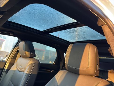 Used 2025 Cadillac XT5 Premium Luxury image 27