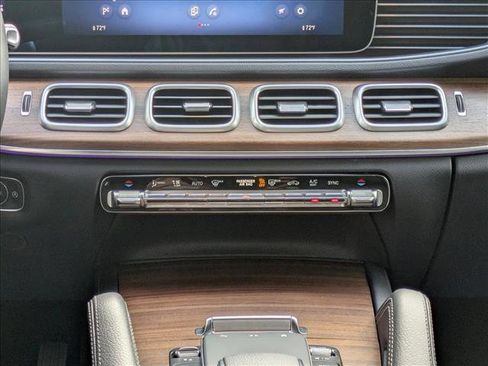 Used 2025 Mercedes-Benz GLE 350 GLE 350 image 18