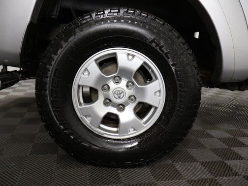 Used 2006 Toyota Tacoma PreRunner image 35