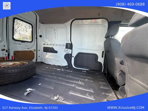 Used 2013 Ford Transit Connect XLT image 19