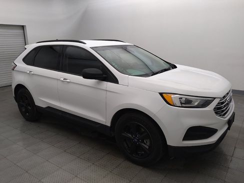Used 2020 Ford Edge SE FWD image 11