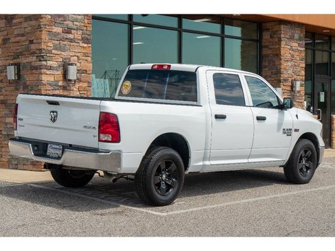 Used 2023 RAM 1500 Classic SLT w/ Protection Group AWD/4WD image 3