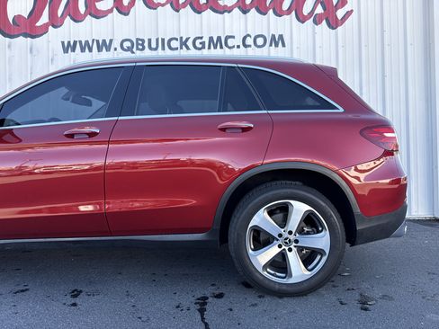 Used 2019 Mercedes-Benz GLC 300 GLC 300 image 2