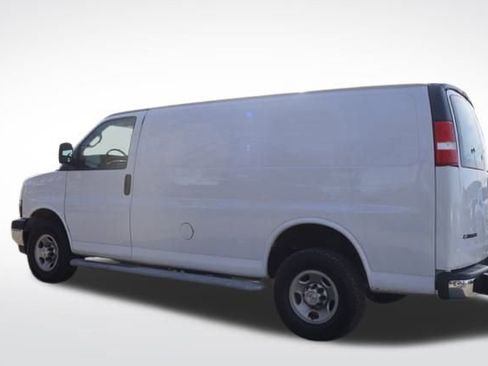 Used 2023 Chevrolet Express 2500 Work Van w/ Driver Convenience Package image 7
