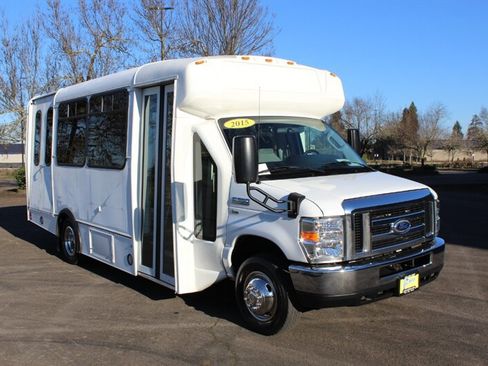 Used 2015 Ford E-350 and Econoline 350 Super Duty image 1