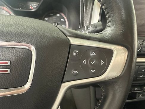 Used 2015 GMC Canyon SLT AWD/4WD image 25