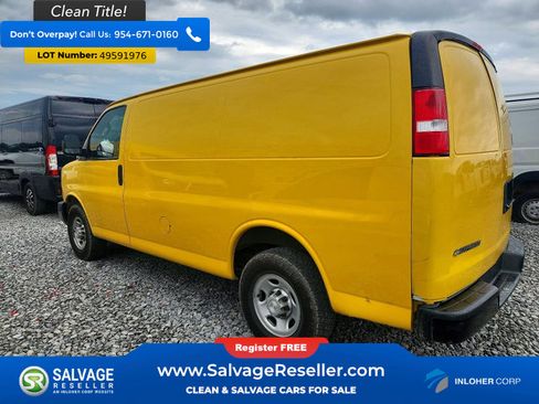 Used 2021 Chevrolet Express 2500 w/ Driver Convenience Package RWD image 3