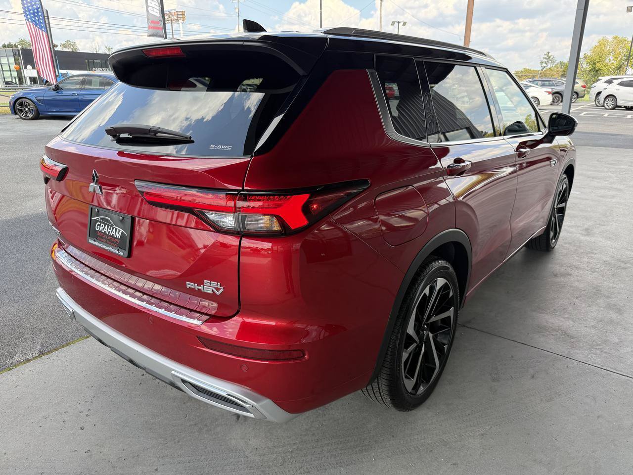 Used 2025 Mitsubishi Outlander SEL AWD/4WD image 4