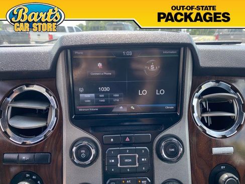 Used 2014 Ford F350 Lariat image 32