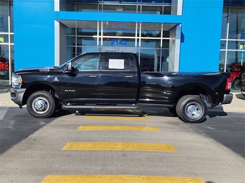 Used 2024 RAM 3500 Big Horn image 3