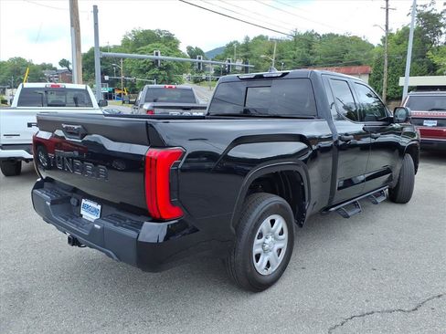 Used 2022 Toyota Tundra SR w/ SR Tow Package AWD/4WD image 4