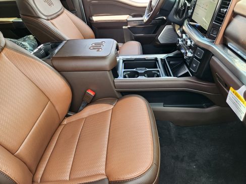 New 2026 Ford F350 King Ranch w/ Tremor Off-Road Package AWD/4WD image 11
