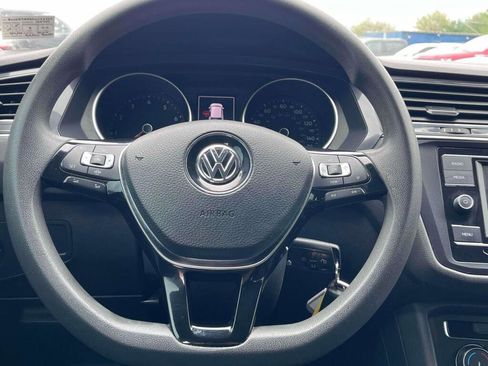 Used 2020 Volkswagen Tiguan S w/ 3rd Row Seat Package AWD/4WD image 2