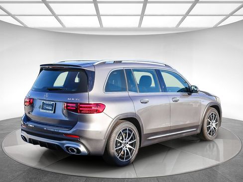 New 2026 Mercedes-Benz GLB 35 AMG 4MATIC image 4